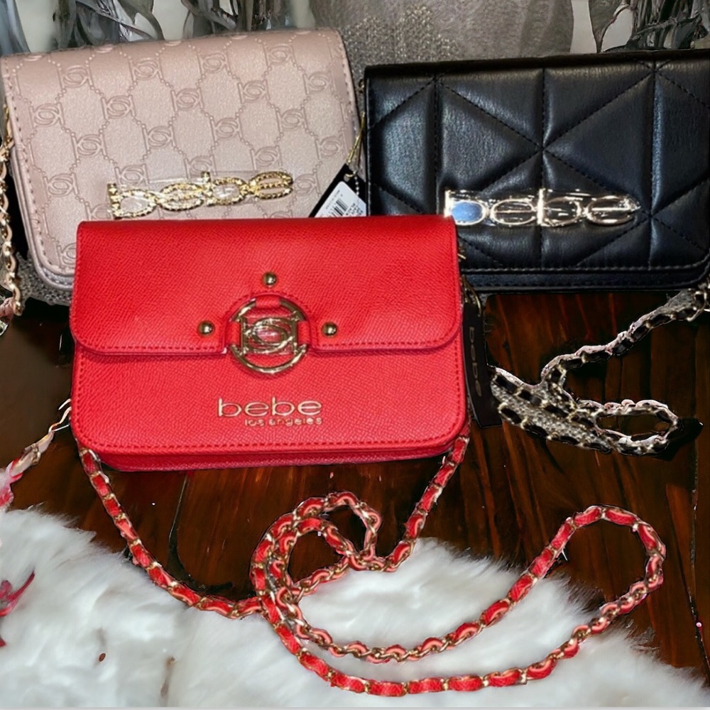 NWT Bebe Crossbody 🔥 buyers choice